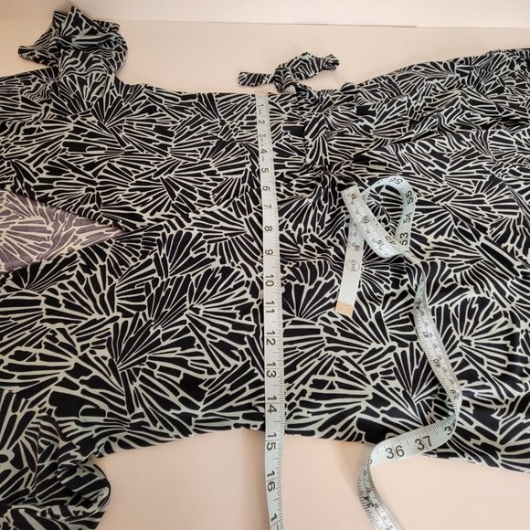 BCBG MAXAZRIA Leafy Print Mid Length Womens Long Sleeve Knit Wrap Dress, Size S - Picture 6 of 12